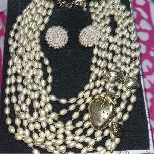 Sassy Jones Necklace Set